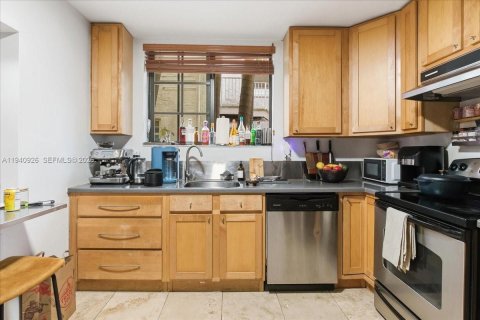 Propiedad comercial en venta en Miami Beach, Florida, 551.75 m2 № 2000421 - foto 15