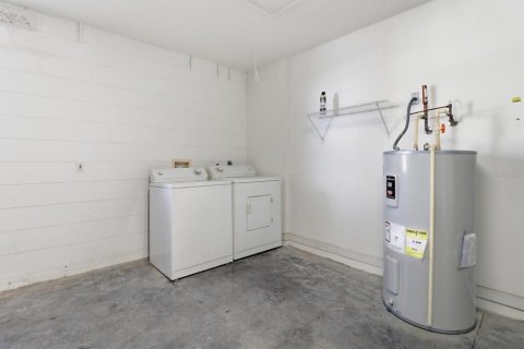 Villa ou maison à vendre à Hernando, Floride: 2 chambres, 111.2 m2 № 2098028 - photo 25
