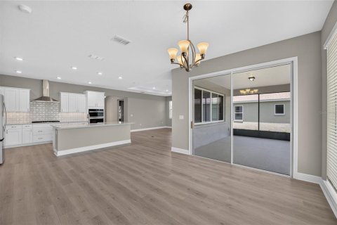 House in Ocala, Florida 2 bedrooms, 199.28 sq.m. № 2329831 - photo 24