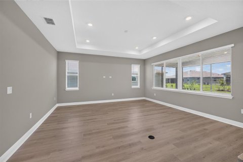 House in Ocala, Florida 2 bedrooms, 199.28 sq.m. № 2329831 - photo 11