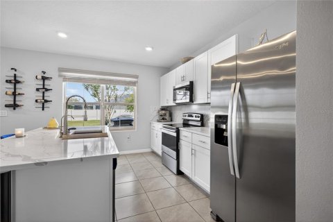 Adosado en alquiler en Kissimmee, Florida, 3 dormitorios, 150.87 m2 № 2116100 - foto 9