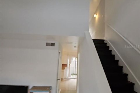 Condo in Orlando, Florida, 1 bedroom  № 1760598 - photo 15