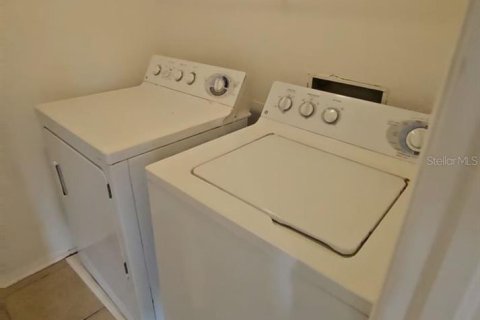 Condo in Orlando, Florida, 1 bedroom  № 1760598 - photo 13