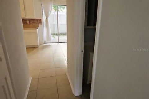 Condo in Orlando, Florida, 1 bedroom  № 1760598 - photo 6