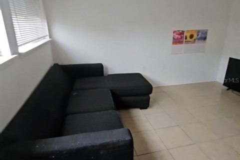 Condo in Orlando, Florida, 1 bedroom  № 1760598 - photo 5