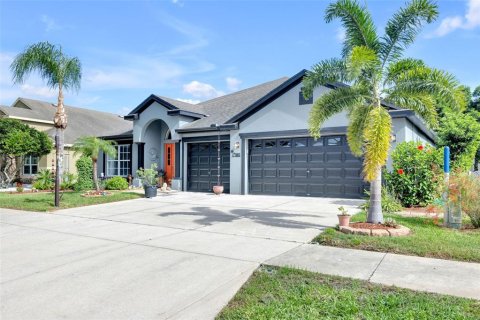 Villa ou maison à vendre à Riverview, Floride: 4 chambres, 244.61 m2 № 1810527 - photo 3