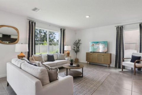 Casa en venta en Zephyrhills, Florida, 4 dormitorios, 214.14 m2 № 1885404 - foto 7