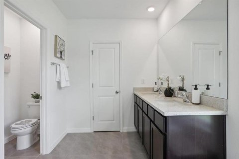 Casa en venta en Zephyrhills, Florida, 4 dormitorios, 214.14 m2 № 1885404 - foto 21