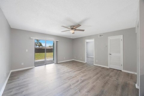 Appartement à louer à Safety Harbor, Floride: 2 chambres, 81.57 m2 № 1853654 - photo 6