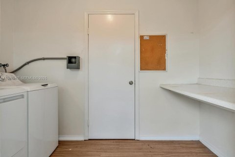 Copropriété à louer à Lake Worth, Floride: 2 chambres, 75.72 m2 № 1982228 - photo 15