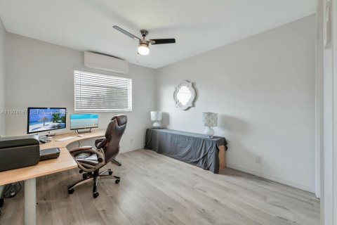 Copropriété à louer à Lake Worth, Floride: 2 chambres, 75.72 m2 № 1982228 - photo 11