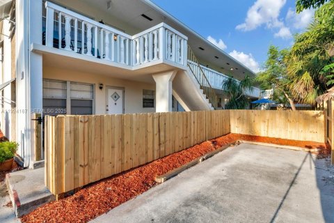 Copropriété à louer à Lake Worth, Floride: 2 chambres, 75.72 m2 № 1982228 - photo 12
