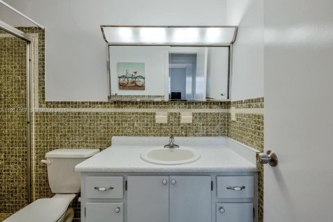 Copropriété à louer à Lake Worth, Floride: 2 chambres, 75.72 m2 № 1982228 - photo 9