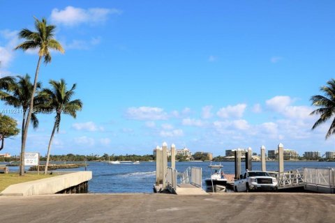 Copropriété à louer à Lake Worth, Floride: 2 chambres, 75.72 m2 № 1982228 - photo 25