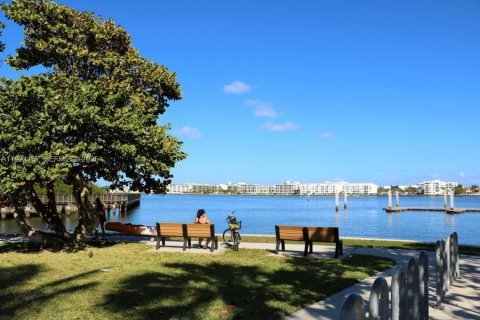 Copropriété à louer à Lake Worth, Floride: 2 chambres, 75.72 m2 № 1982228 - photo 24
