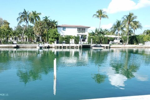 Villa ou maison à louer à Miami Beach, Floride: 2 chambres, 746.56 m2 № 2002600 - photo 2