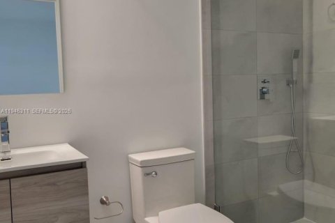 Villa ou maison à louer à Miami Beach, Floride: 2 chambres, 746.56 m2 № 2002600 - photo 17