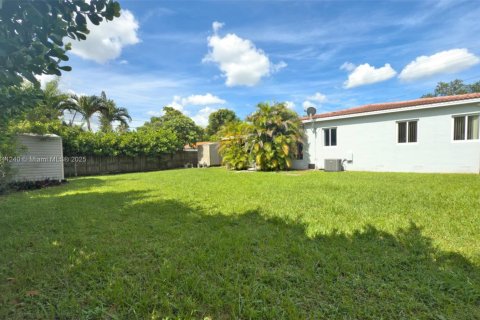 House in Miami, Florida 3 bedrooms, 172.15 sq.m. № 1845434 - photo 9