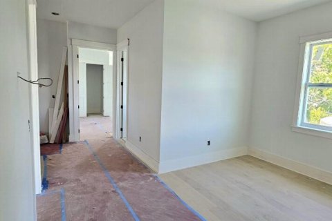 House in Saint Petersburg, Florida 4 bedrooms, 287.25 sq.m. № 1597490 - photo 16