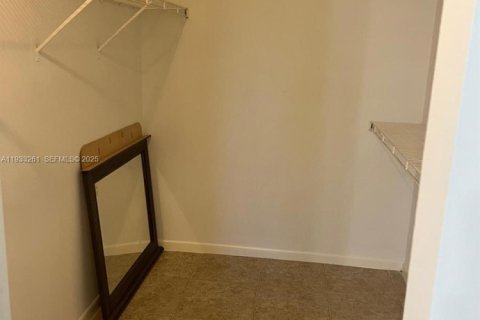 Condominio en alquiler en Coral Springs, Florida, 2 dormitorios, 91.42 m2 № 1992221 - foto 10