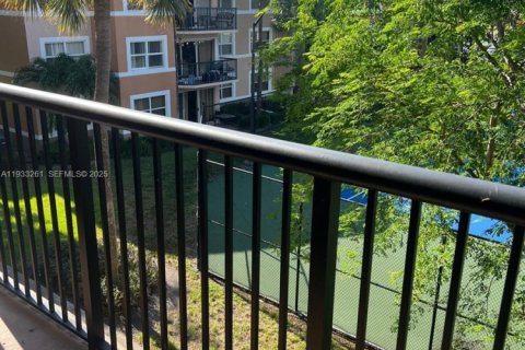 Condominio en alquiler en Coral Springs, Florida, 2 dormitorios, 91.42 m2 № 1992221 - foto 22