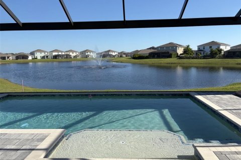 Villa ou maison à vendre à Bradenton, Floride: 4 chambres, 307.79 m2 № 2419002 - photo 5