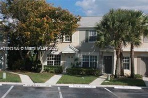 Condominio en venta en Tamarac, Florida, 2 dormitorios, 103.12 m2 № 1978703 - foto 9