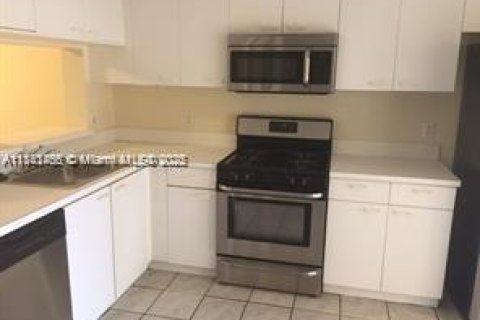 Condominio en venta en Tamarac, Florida, 2 dormitorios, 103.12 m2 № 1978703 - foto 15