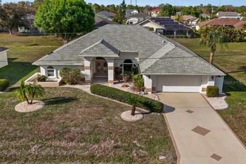 Casa en Punta Gorda, Florida 4 dormitorios, 277.87 m2 № 2142566