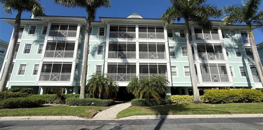Condominio en Punta Gorda, Florida, 3 dormitorios № 2199414