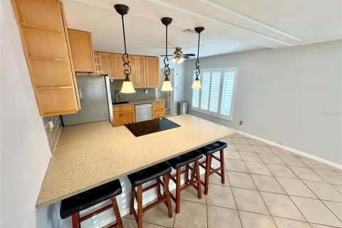 Villa ou maison à louer à Saint Petersburg, Floride: 3 chambres, 130.06 m2 № 1918950 - photo 3