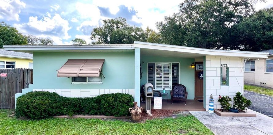 Casa en Saint Petersburg, Florida 3 dormitorios, 130.06 m2 № 1918950
