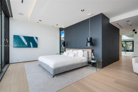 Casa en alquiler en Miami, Florida, 5 dormitorios, 676.61 m2 № 2012555 - foto 21