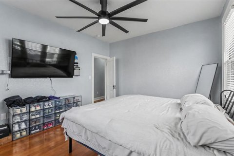 House in Bartow, Florida 4 bedrooms, 195.09 sq.m. № 2102578 - photo 22