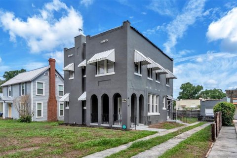 House in Bartow, Florida 4 bedrooms, 195.09 sq.m. № 2102578 - photo 3