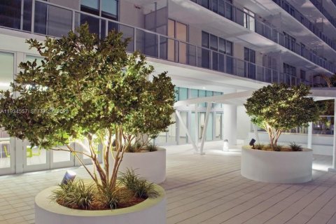 Купить кондоминиум в Майами, Флорида 2 спальни, 102.1м2, № 2053350 - фото 17