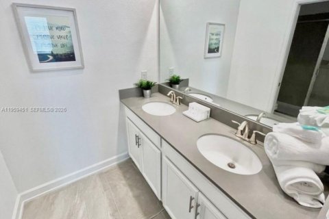 Купить виллу или дом в Дэвенпорт, Флорида 6 спален, № 2080638 - фото 14