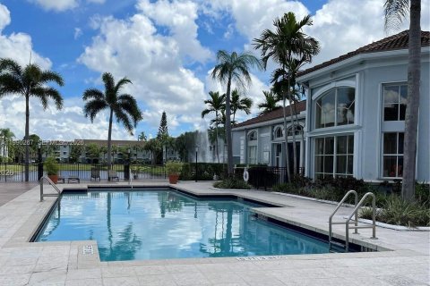 Apartamento en alquiler en Pembroke Pines, Florida, 1 dormitorio, 73.67 m2 № 2058010 - foto 10