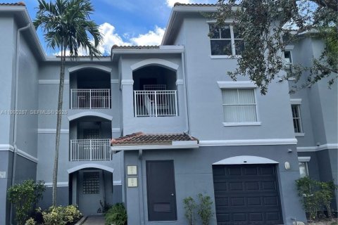 Apartamento en alquiler en Pembroke Pines, Florida, 1 dormitorio, 73.67 m2 № 2058010 - foto 2