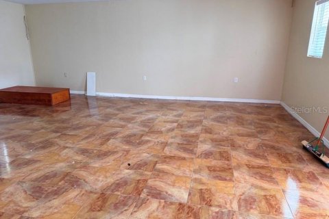 House in Tampa, Florida 3 bedrooms, 164.99 sq.m. № 2208849 - photo 19