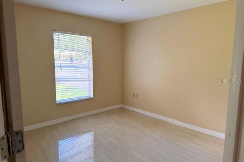 House in Tampa, Florida 3 bedrooms, 164.99 sq.m. № 2208849 - photo 15
