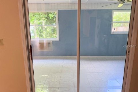 House in Tampa, Florida 3 bedrooms, 164.99 sq.m. № 2208849 - photo 8