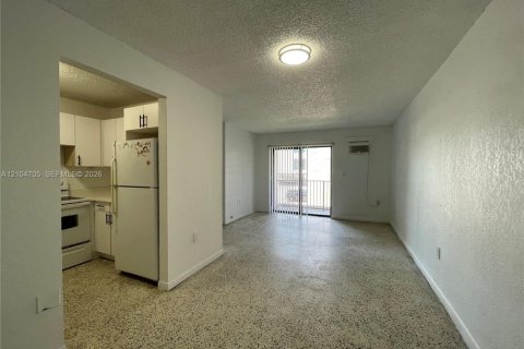 Copropriété à louer à Miami, Floride: 2 chambres, 71.44 m2 № 2417629 - photo 22