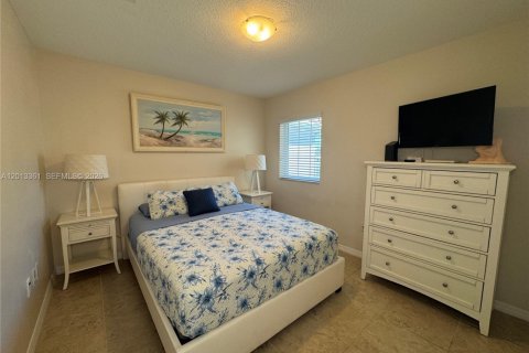 Townhouse in Pompano Beach, Florida 3 bedrooms, 133.78 sq.m. № 2075772 - photo 17