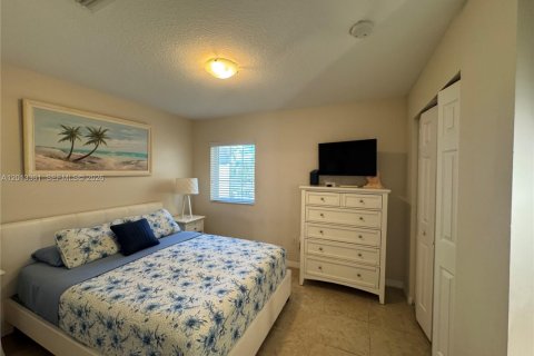 Townhouse in Pompano Beach, Florida 3 bedrooms, 133.78 sq.m. № 2075772 - photo 18