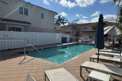 Townhouse in Pompano Beach, Florida 3 bedrooms, 133.78 sq.m. № 2075772 - photo 29