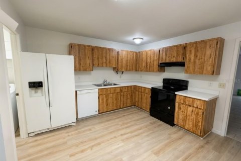 Appartement à louer à Orlando, Floride: 2 chambres, 91.6 m2 № 2408548 - photo 3