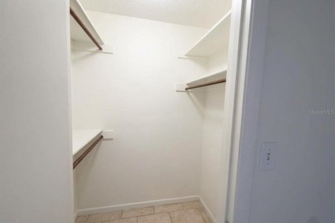 Appartement à louer à Orlando, Floride: 2 chambres, 91.6 m2 № 2408548 - photo 7