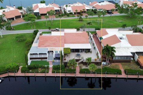 Villa ou maison à Punta Gorda, Floride 2 chambres, 212.65 m2 № 2413703