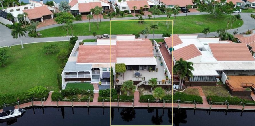 Villa ou maison à Punta Gorda, Floride 2 chambres, 212.65 m2 № 2413703